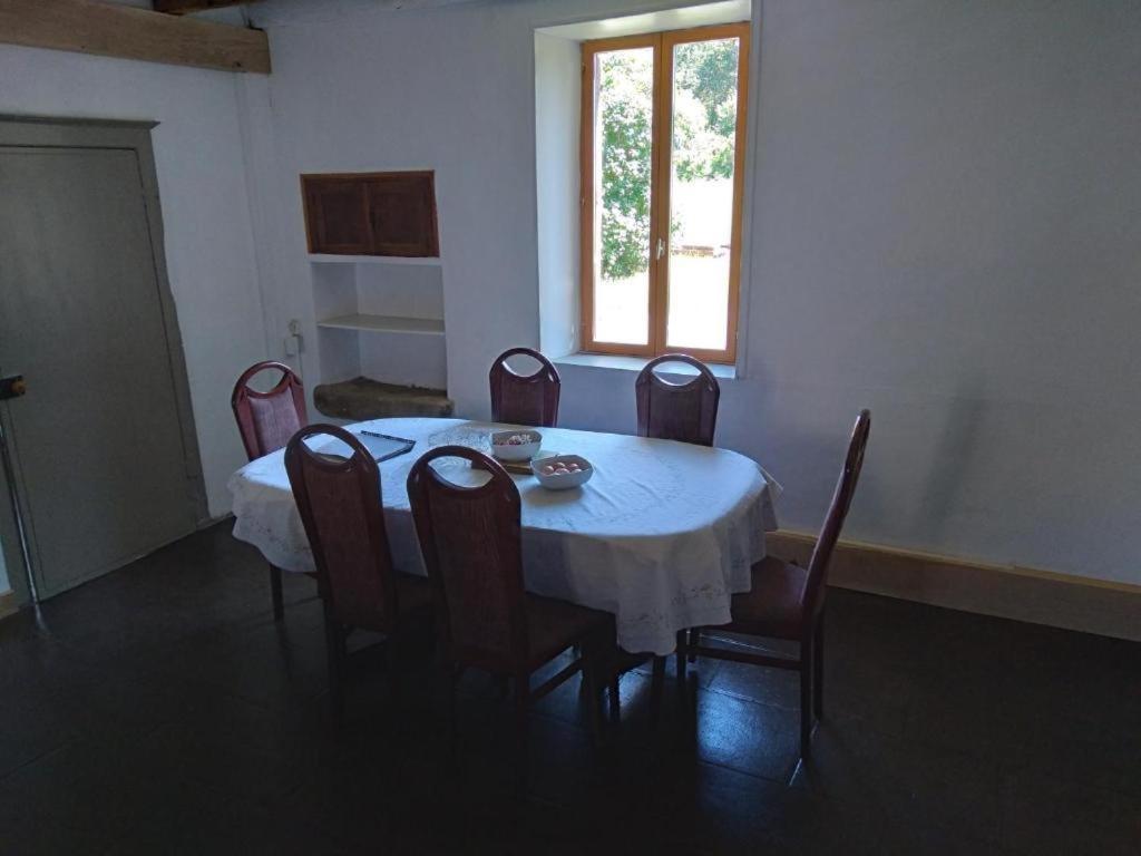 Chambre D'Hotes De Puy Faucher Arrenes Exterior photo